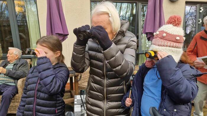 Residents from Murrayside were joined by local pupils for a spot of birdwatching.