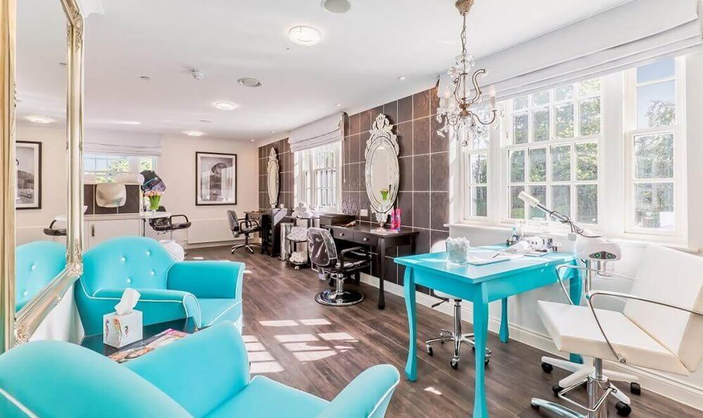 Liberham Lodge - Bookham- salon