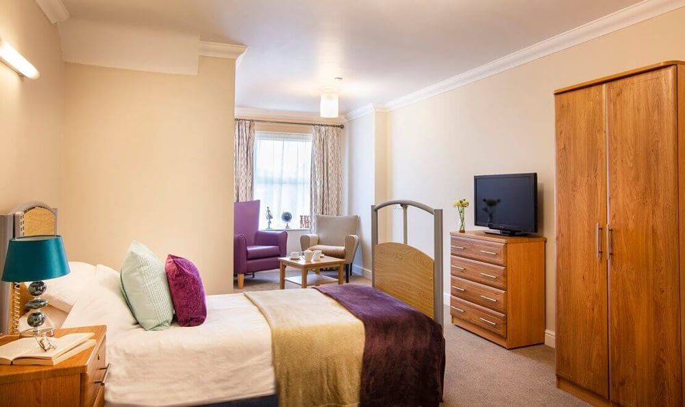 Activities Assistant Bank - Chingford- bedroom