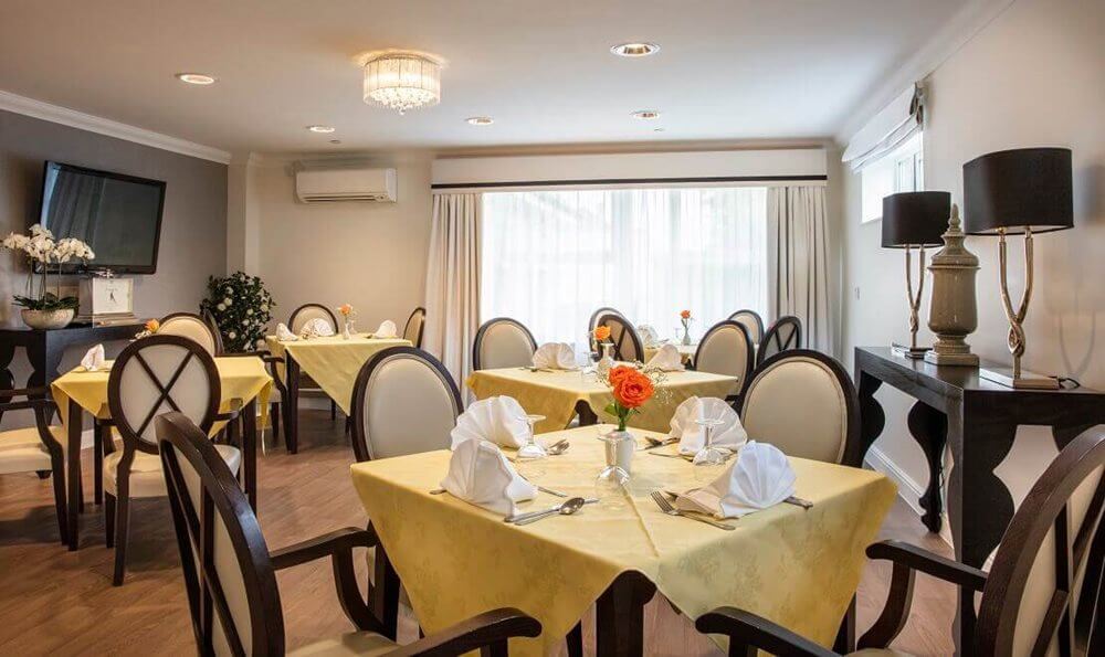 Senior Care Assistant - Chingford- dining room