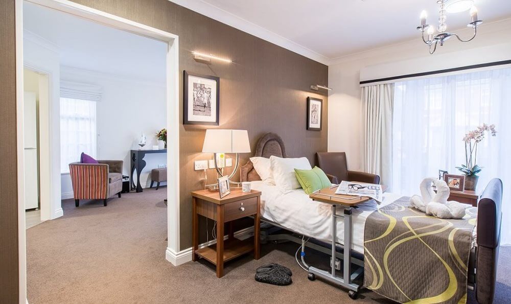 Housekeeper Bank - Newbury- bedroom 