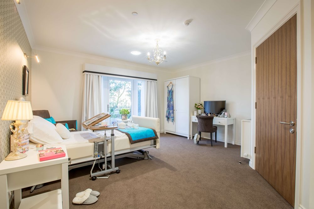 Care Assistant - Woking- bedroom 