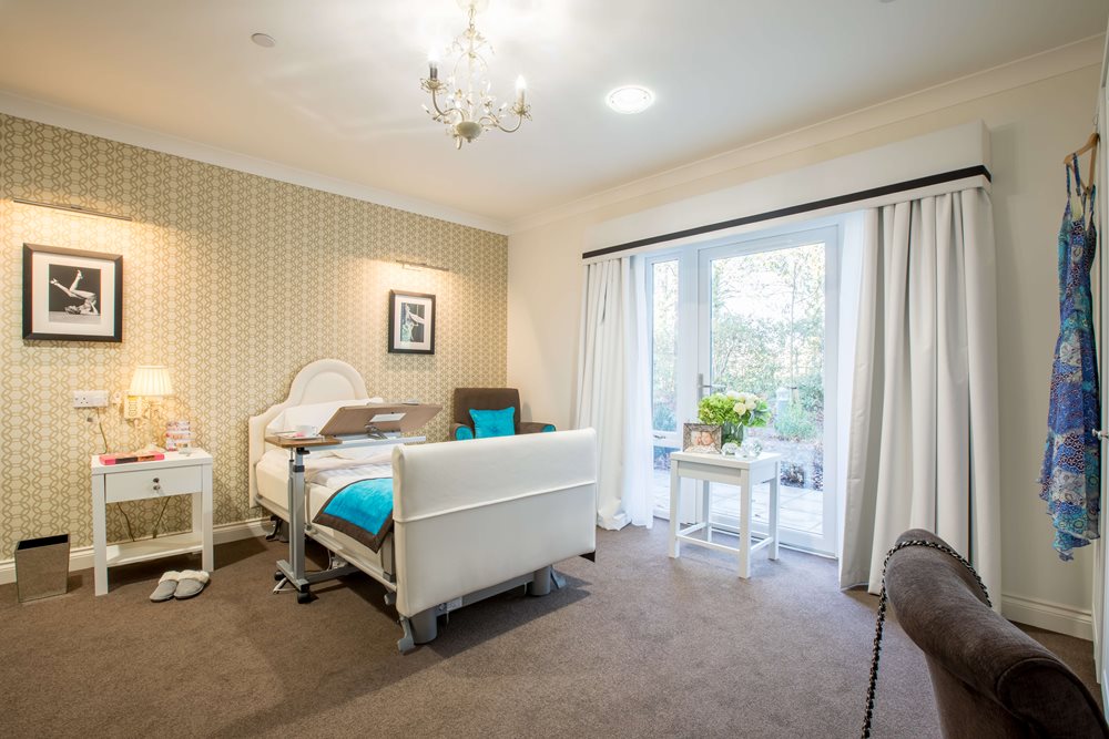 Care Assistant - Woking- bedroom 