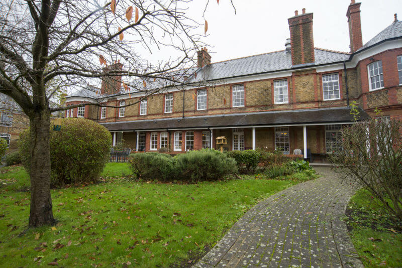 Elizabeth Lodge Care Home Enfield, Greater London Care UK