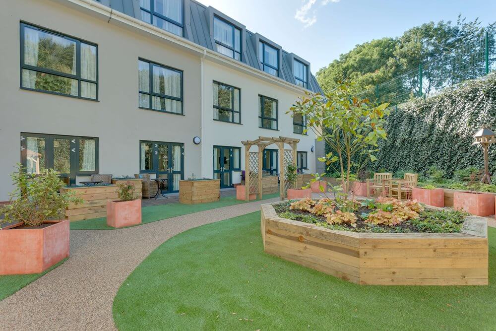Murrayside Care Home Edinburgh, Scotland Care UK