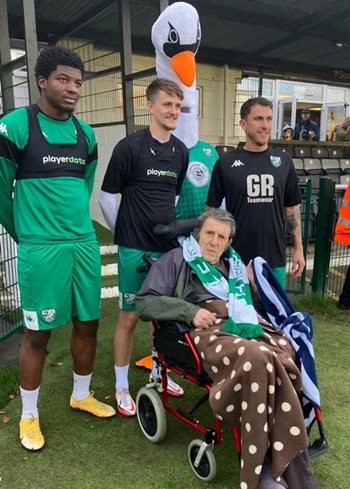 It’s coming home! – Leatherhead resident, aged 80, fulfills wish of returning to football game