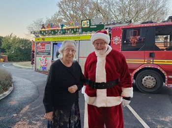 Festive fire engine visits residents at Southampton care home