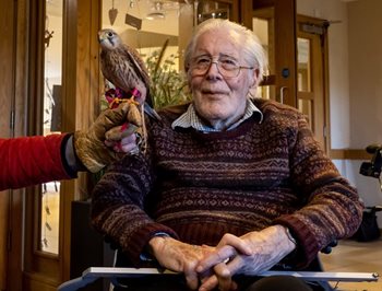 Knebworth care home residents take birdwatch weekend to the ‘nest’ level