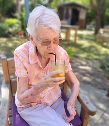 Experts in older people’s care offer advice on avoiding heatwave dehydration