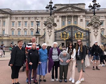 Can’t be Thamed! Care home residents go on dream trip