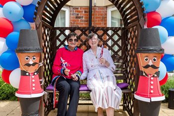 Bromsgrove care home invites local people to a right royal knees up