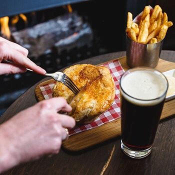 Pie and a pint gentleman's club - free event at Heather View
