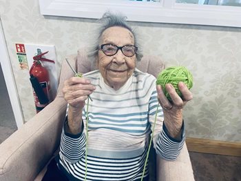 Unravelling the past – Sidcup care home residents revisit favourite hobbies