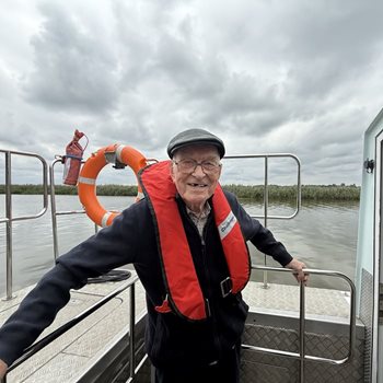 Eye care home resident returns to sailing roots