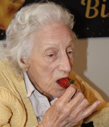 “Don’t suffer fools gladly” – Newmarket care home resident shares her words of wisdom on 100th birthday