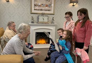 A story that’s plot on – Shinfield care home residents read bedtime stories to local children