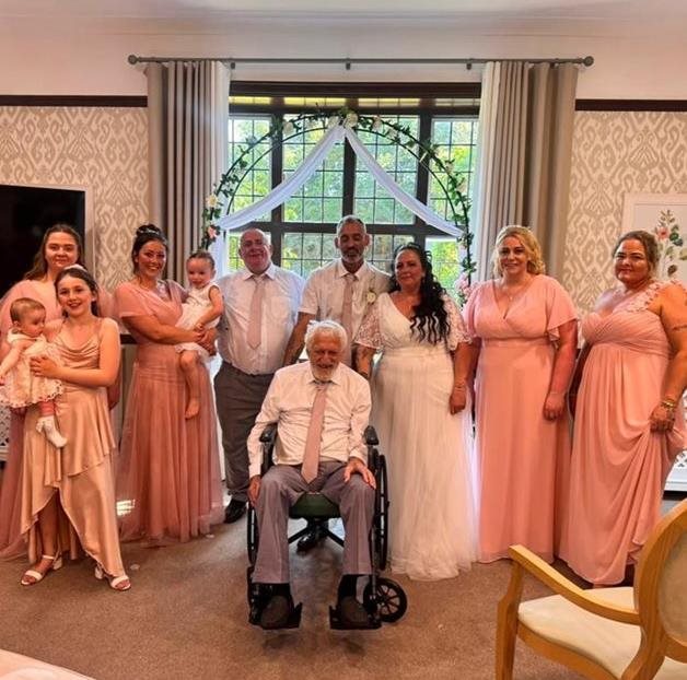 Uxbridge care home hosts touching wedding celebration 
