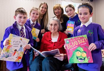 A story that’s plot on – Kidderminster care home residents read bedtime stories to local school children