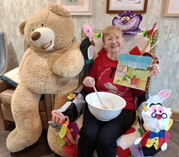 Off to wonderland – Hampshire care home residents read bedtime stories to local children