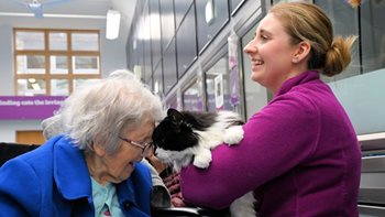 A purr-fect day for Haywards Heath care home residents