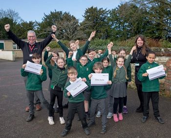 Name of the game – Local school children name suites at Thame’s newest care home