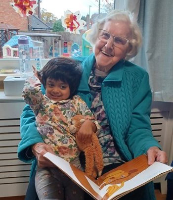 Solihull care home reads nursery rhymes to local children