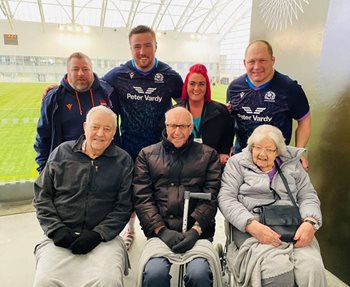 Edinburgh care home goes maul in for Scotland rugby fan with special visit