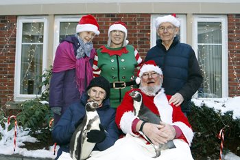 A flippin’ good time – Halstead care home welcomes penguins for a festive surprise