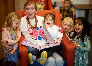 A story that’s plot on – Sale care home residents read bedtime stories to local nursery children
