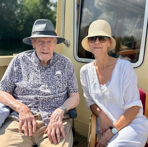 Kingston Vale care home resident returns to sailing roots