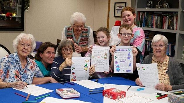 School joins Fareham care home for a journey into Christmas past