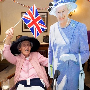 The royal treatment – Edgbaston care homes celebrate the Platinum Jubilee in style