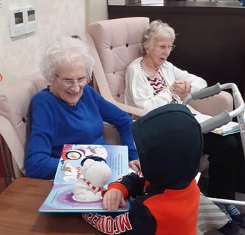 If you go down to the woods today… Sidcup care home residents delight local children with classic bedtime stories 