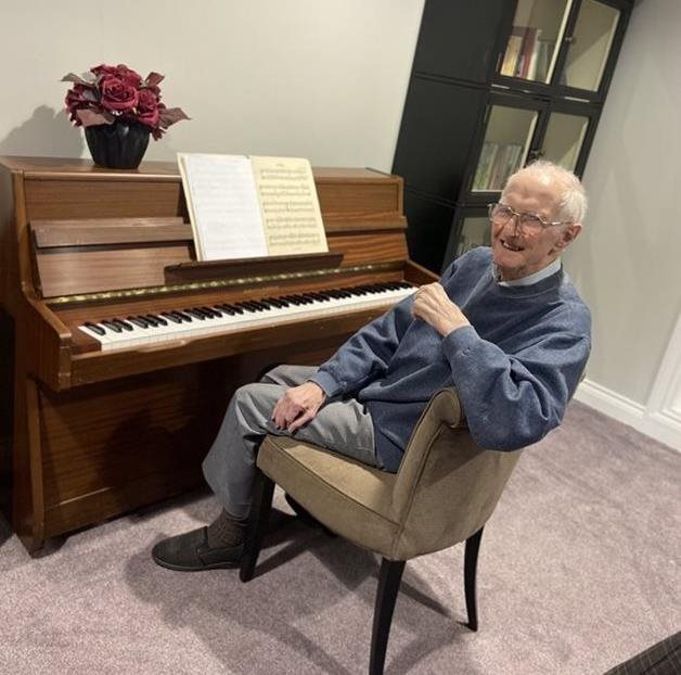 93-year-old resident’s piano wish strikes a chord at Woking care home