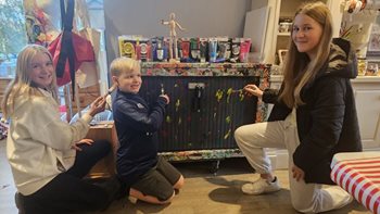 Ilkley care home residents’ team up with schoolchildren for a DIY project