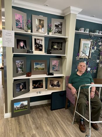  Picture this! Bromsgrove care home resident hosts special exhibition 
