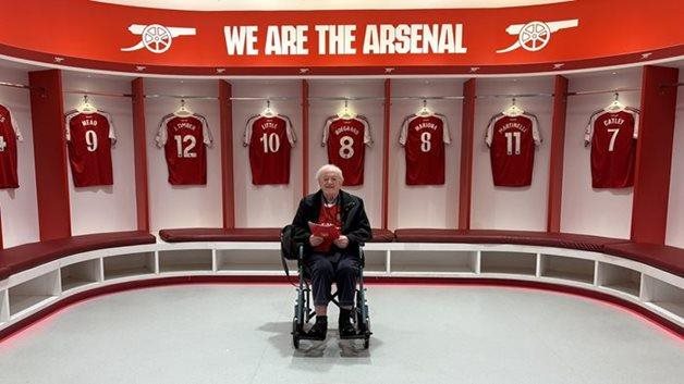 Stansted care home makes Gunners fan’s dream come true