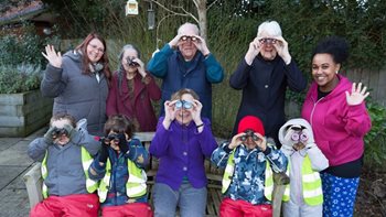 Pupils join High Wycombe care home for Big Garden Birdwatch 