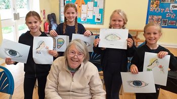 Art project brings Eye residents and children together