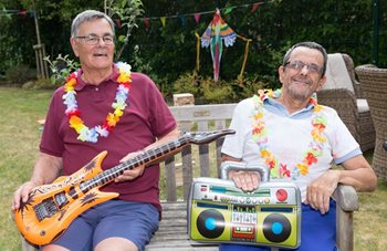 A sweet treat! Bracknell care home residents party at summer festival