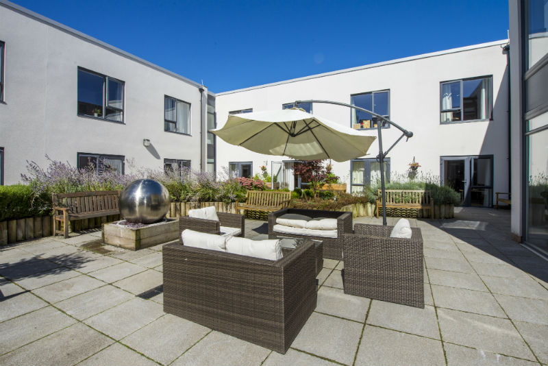 Bowes House Care Home Hailsham, East Sussex Care UK