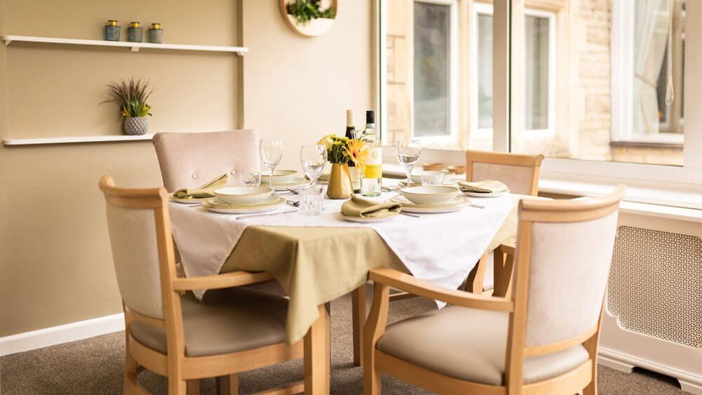 Ferfoot - Ferfoot dining room
