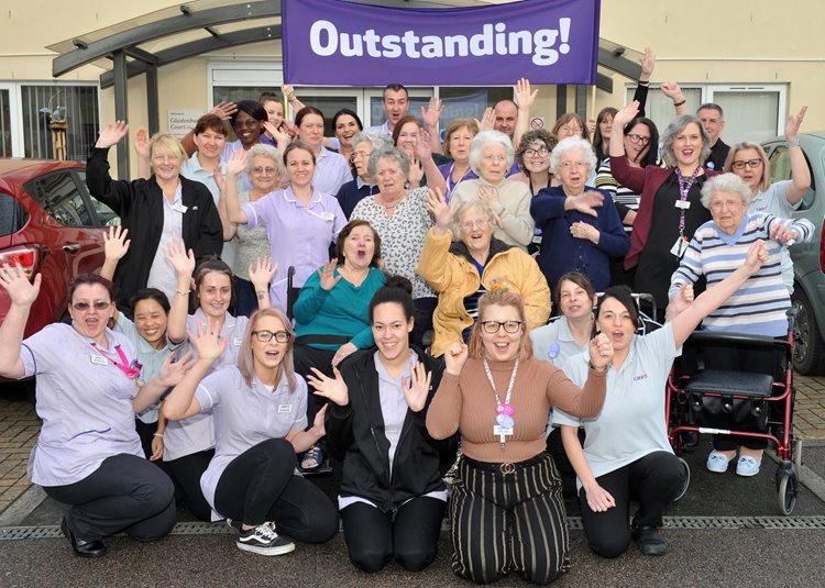 Local care home searches for Hythe’s local heroes