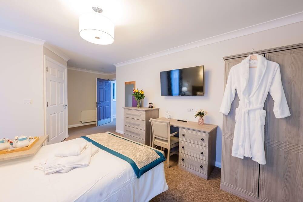 Scarlet House - Scarlet House bedroom 2