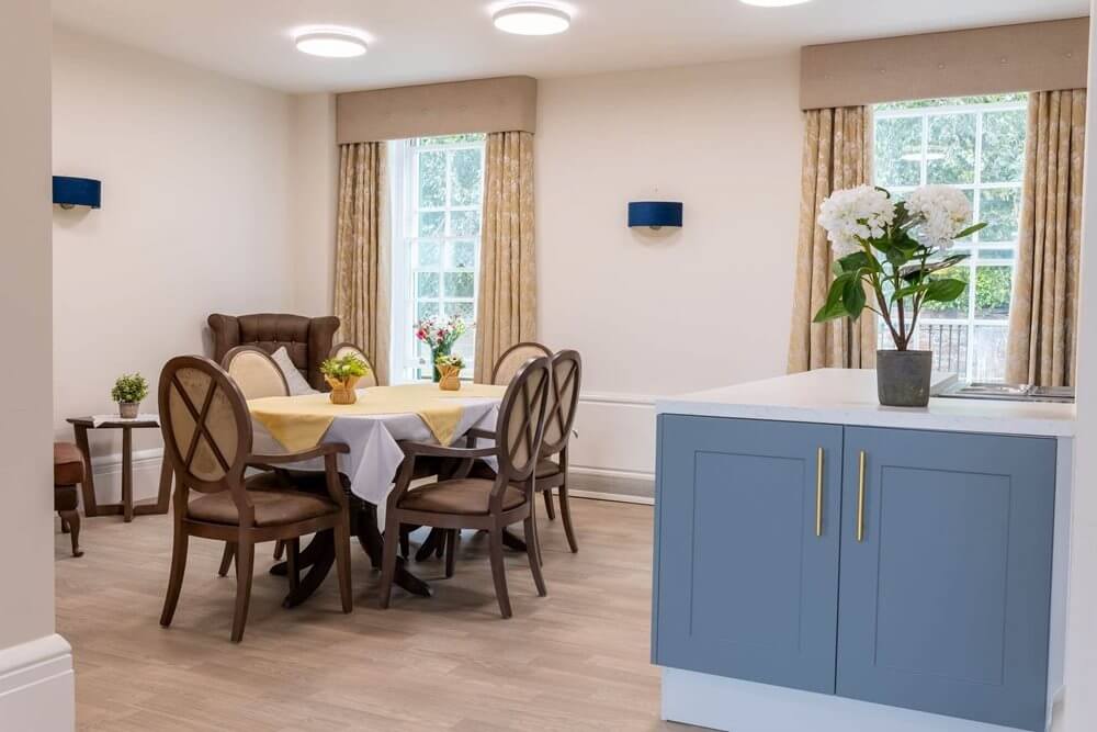 Beaumont Villa - Beaumont Villa dining room