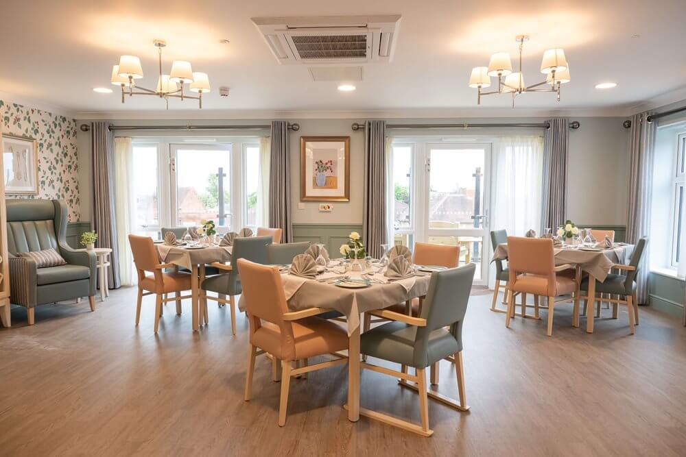 Elderflower Grange - Elderflower Grange dining room