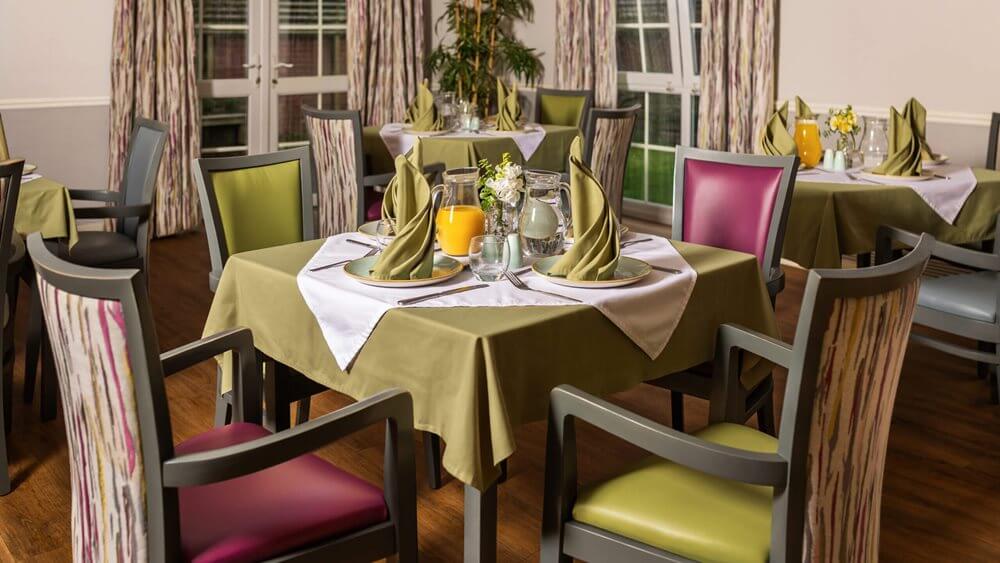 Rendlesham - Rendlesham dining room 2