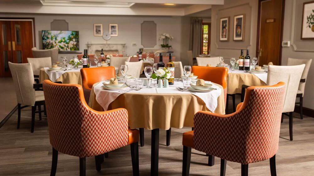 Coxhill Manor - Coxhill Manor dining room