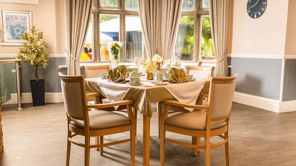 Ferfoot - Ferfoot dining room