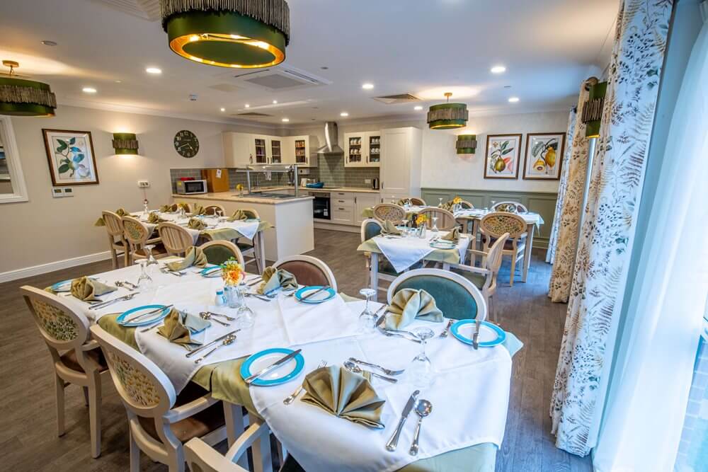 The Wickets - The Wickets dining room 1